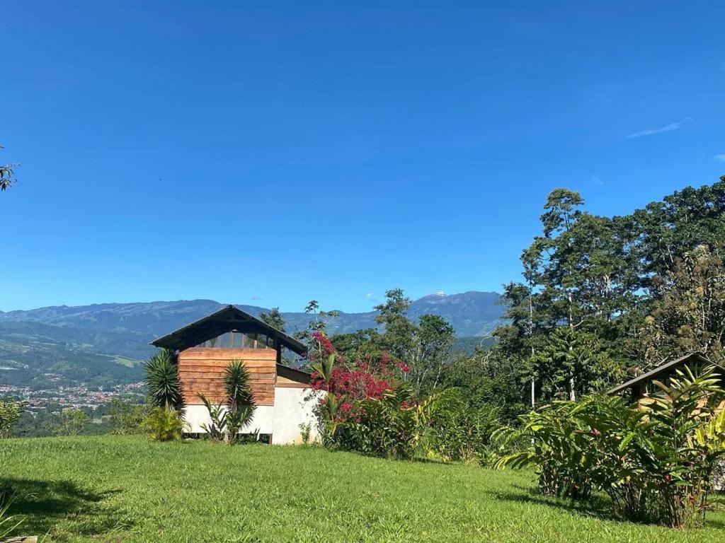 Hacienda Monteclaro Hotel Turrialba Eksteriør billede