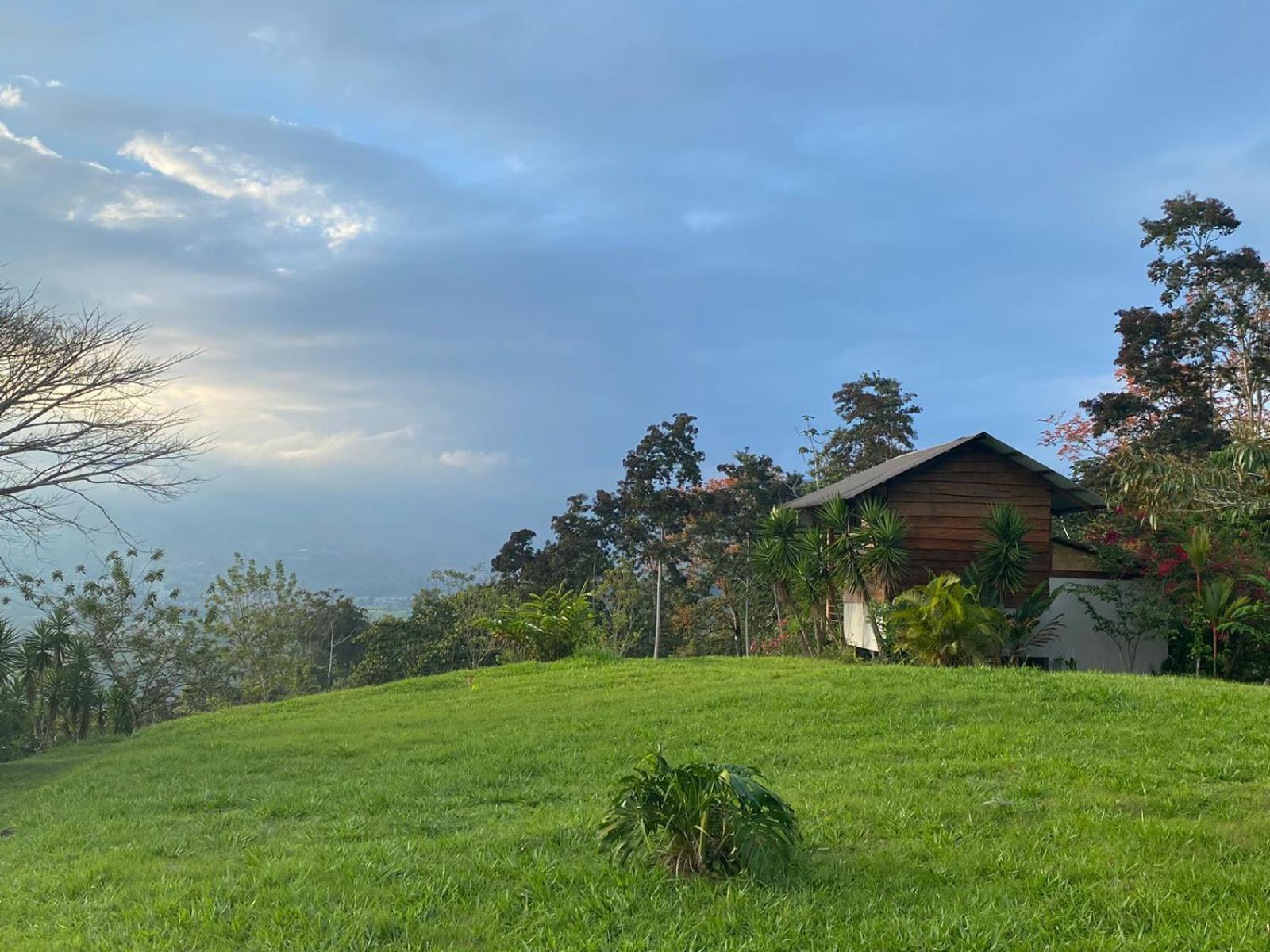 Hacienda Monteclaro Hotel Turrialba Eksteriør billede